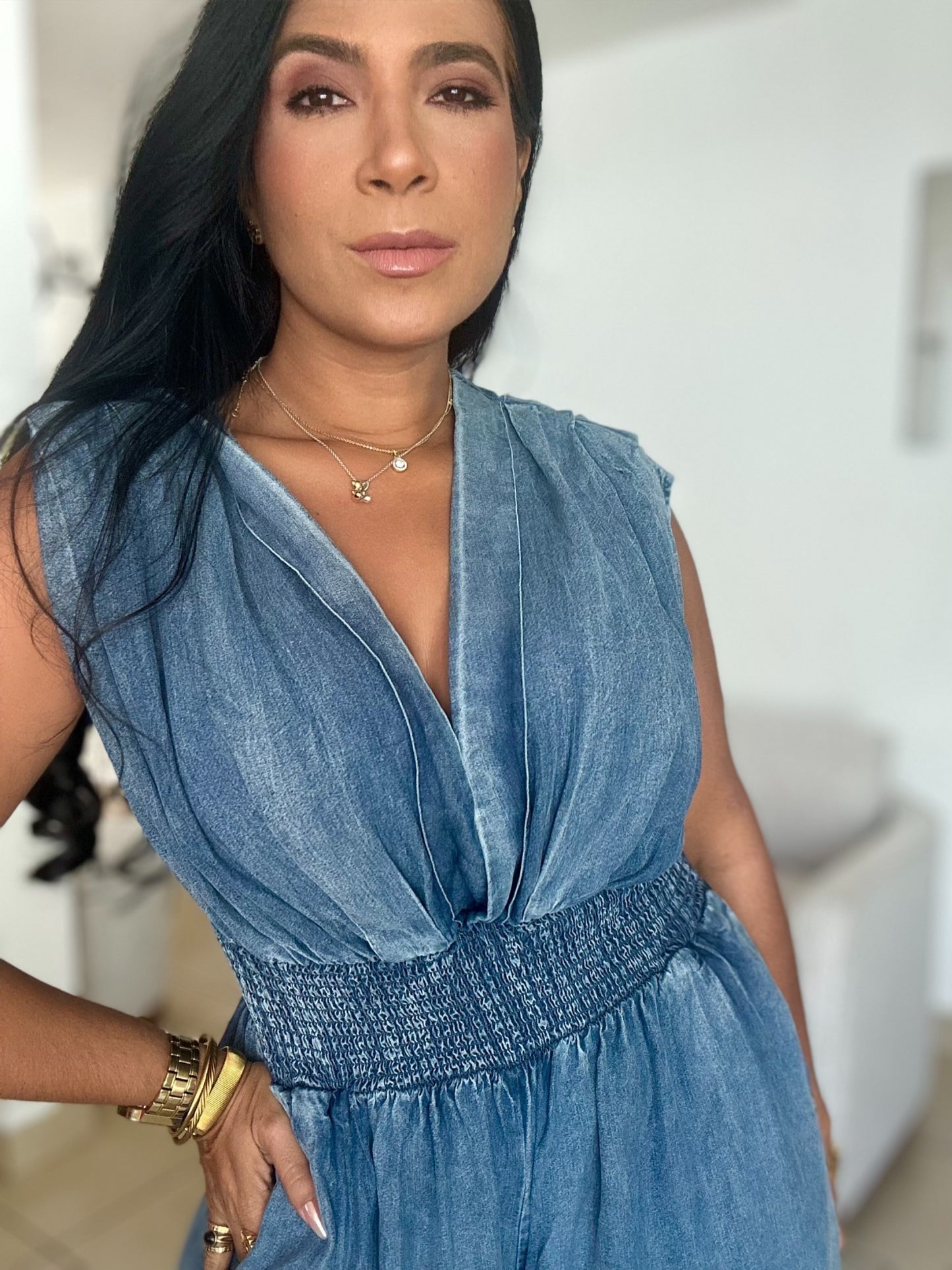 De Lujo Oversized Spandex Denim Blue Jumpsuit (Sumamente expandible. Puedes bajarle una talla) With Pockets
