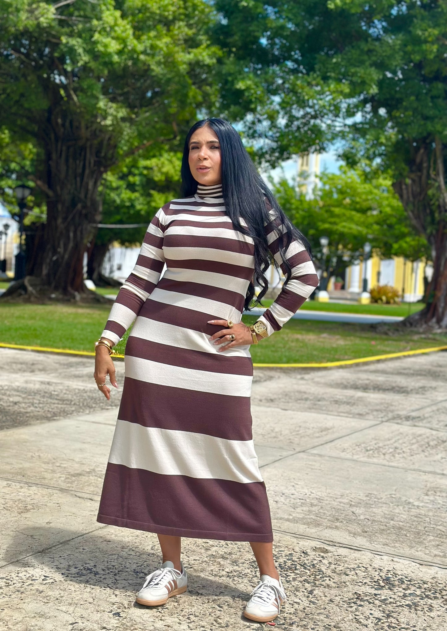 Chic Choco and Cream Stripe Midi Dress (Mega Spandex y Mega liviano)