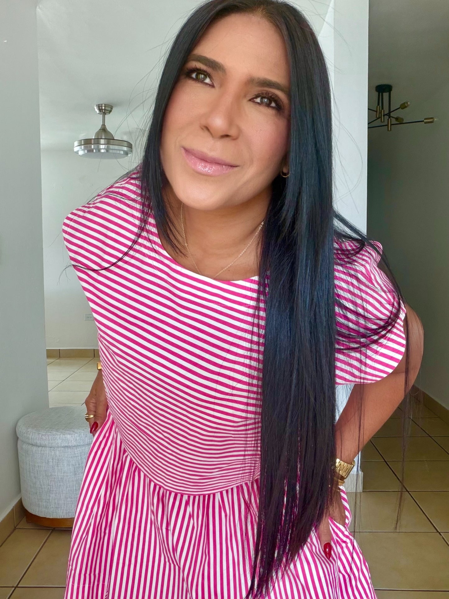 Mía Pink Striped Luxe Soandex Total Top and Skirt Ser (tiene bolsillos) SOLD OUT