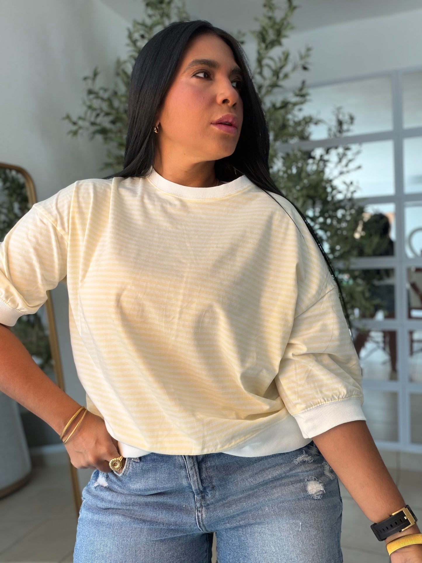 Top Oversized de lìneas Butter Yelloy and White