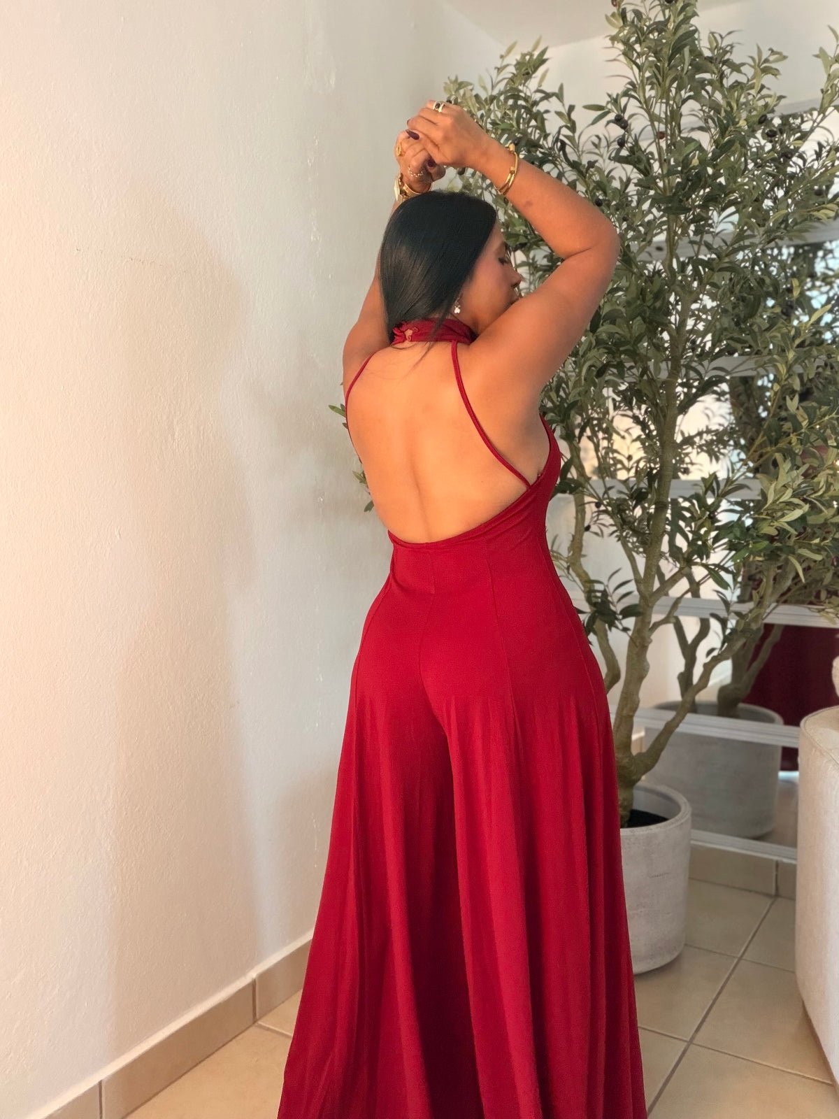 Wide Leg Jumpsuit Red Wine Suelto y forrito debajo spandex. Ajustable porque te trae mamguillos. De lujo!