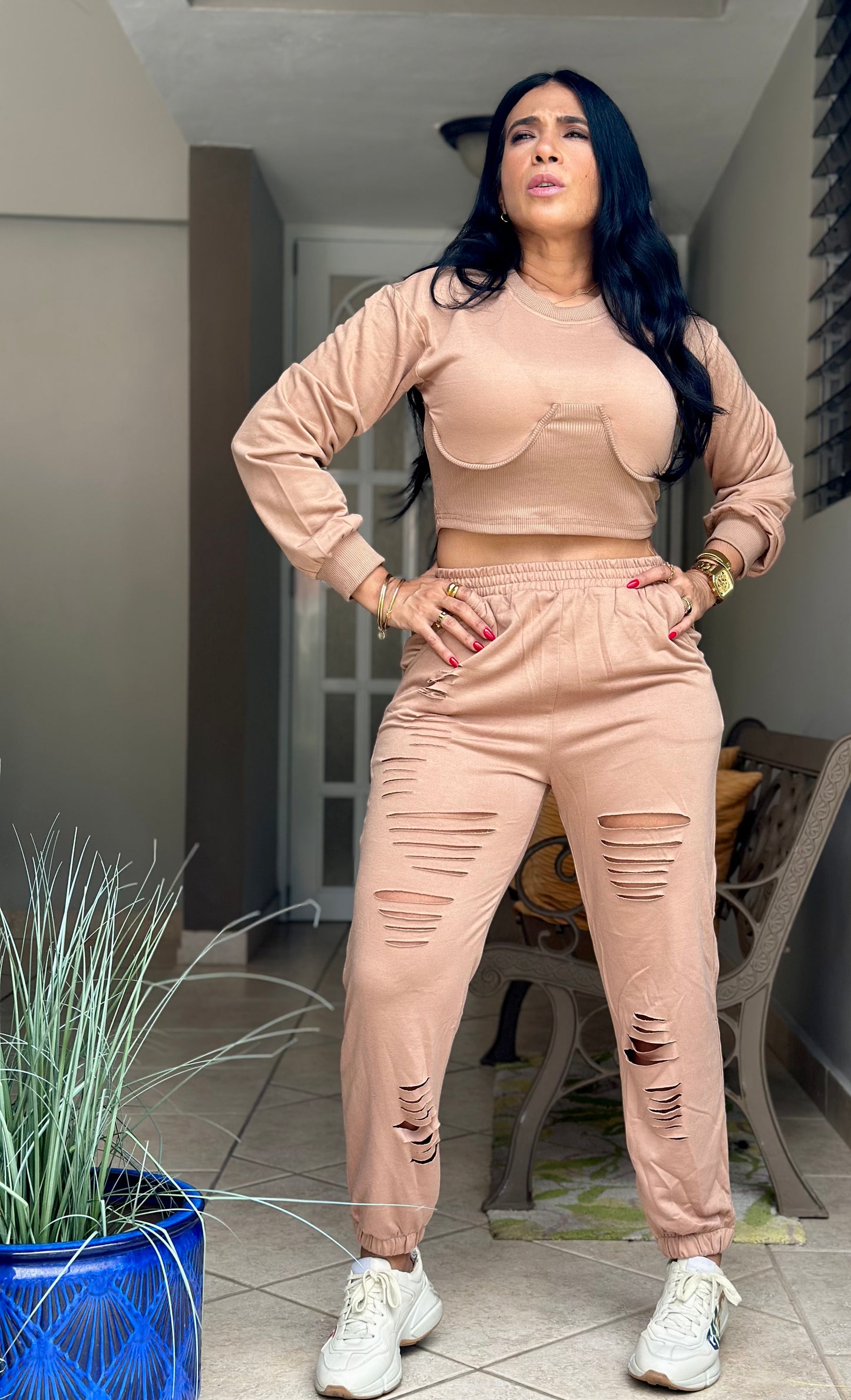 De Jevas Spandex Mocha Set (tiene bolsillos y es biennn expandible)