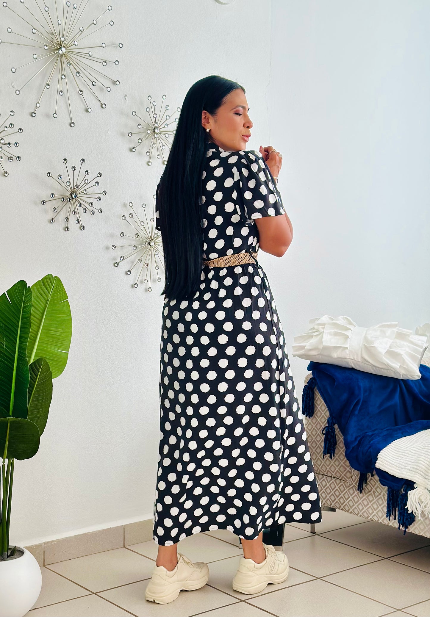 Polka Dots Black and White Spandex Midi Dress (Incluye cinturón removible) bien cómodo y expandible