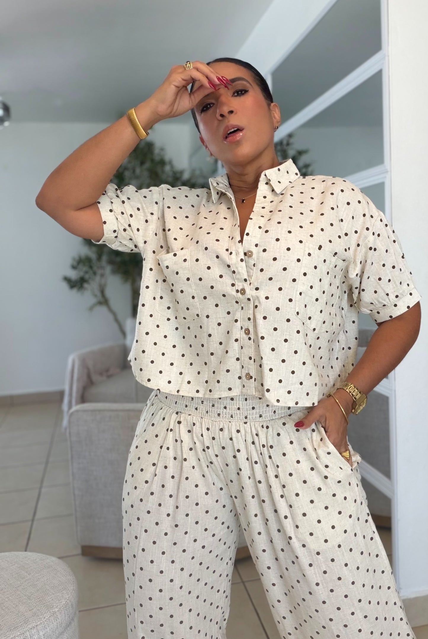 Beige and Brown Dots Blusón Oversized