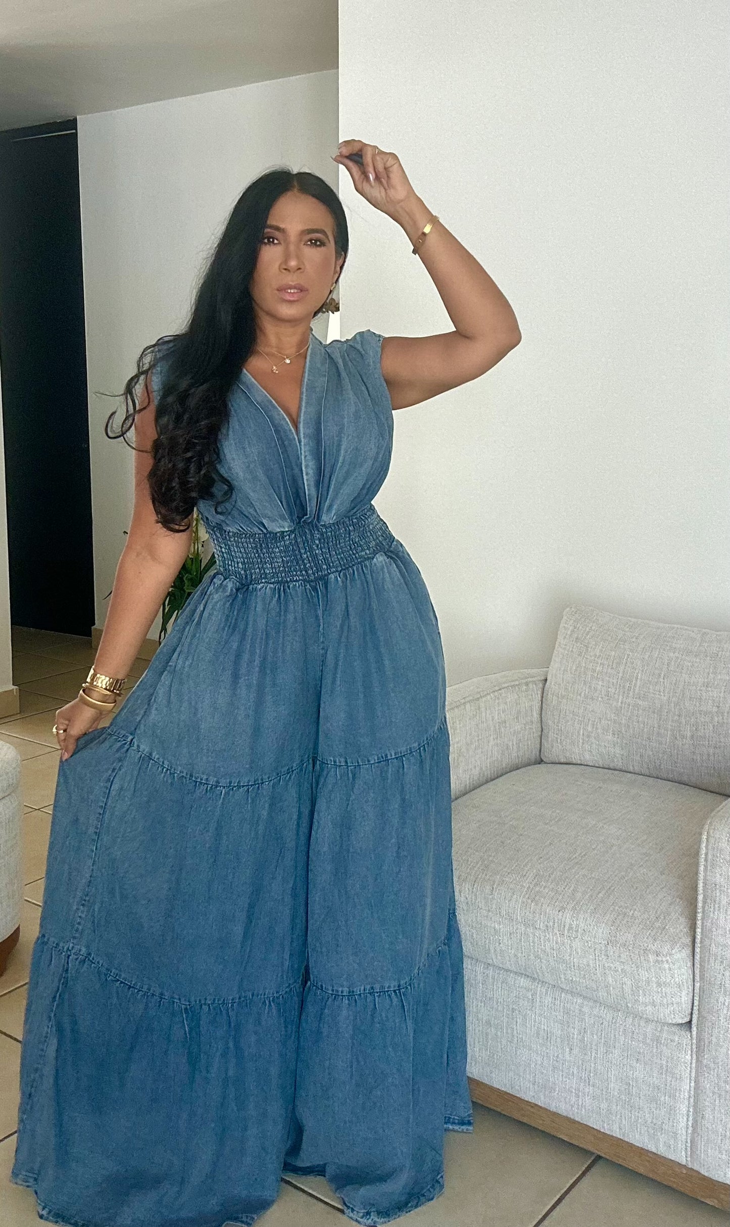 De Lujo Oversized Spandex Denim Blue Jumpsuit (Sumamente expandible. Puedes bajarle una talla) With Pockets