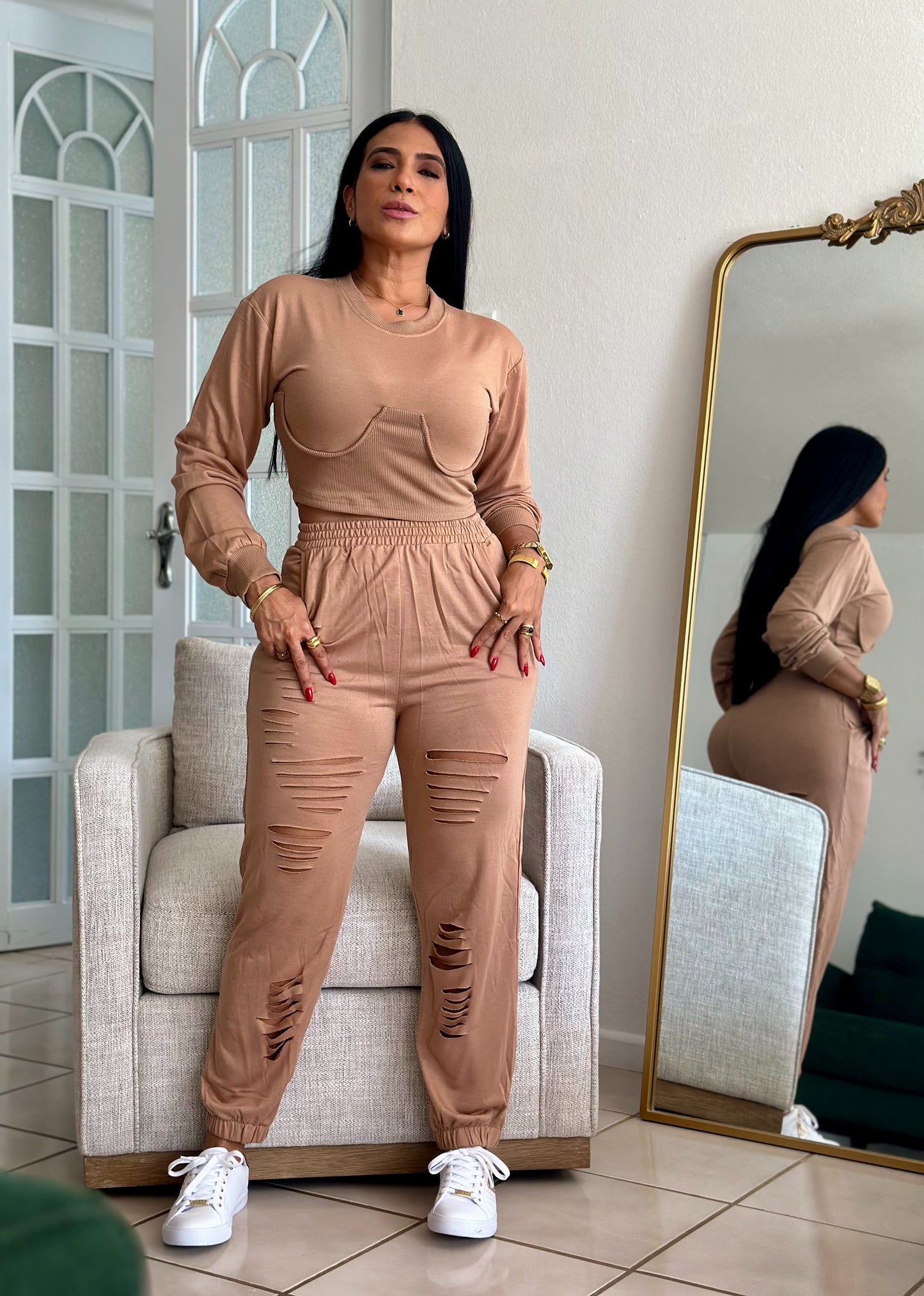 De Jevas Spandex Mocha Set (tiene bolsillos y es biennn expandible)