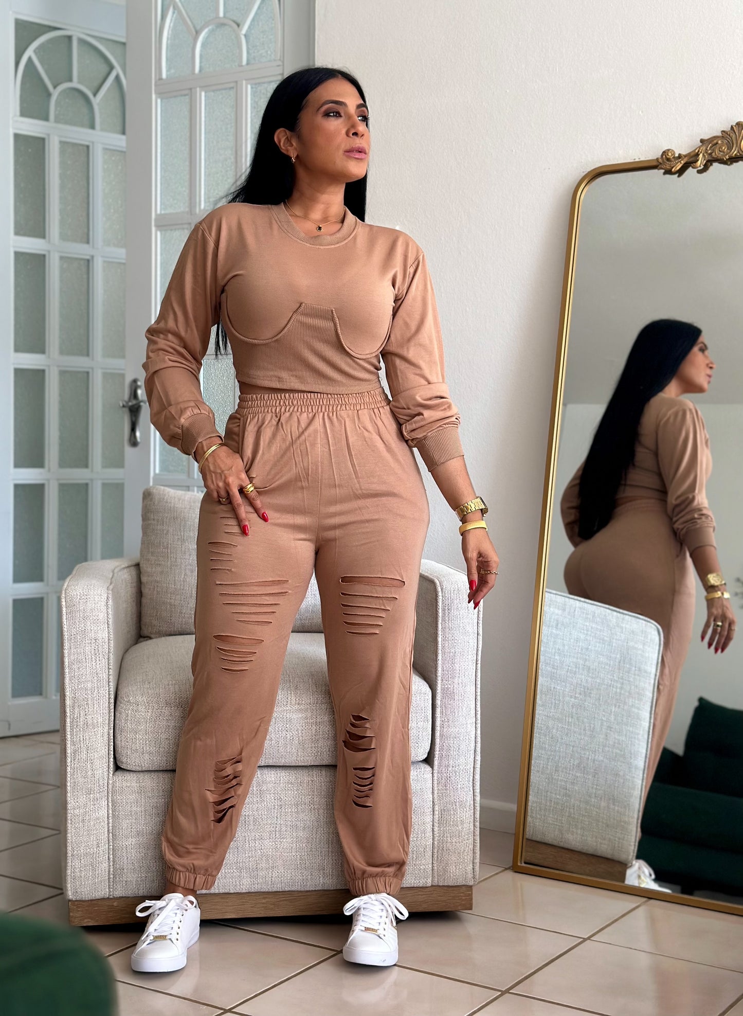 De Jevas Spandex Mocha Set (tiene bolsillos y es biennn expandible)