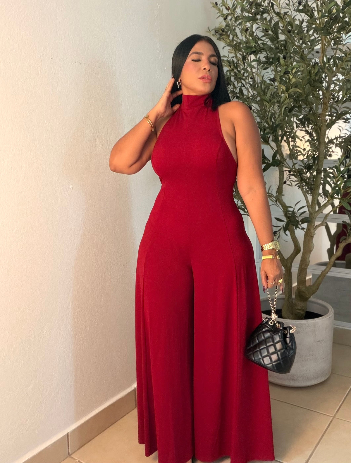 Wide Leg Jumpsuit Red Wine Suelto y forrito debajo spandex. Ajustable porque te trae  mamguillos. De lujo!