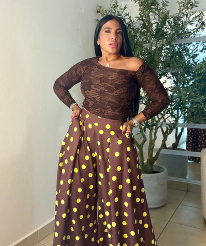 Polka Dots Yellow and Brown Wide Leg Palazzo Pants (Tiene bolsillos) ùnico color. Puesto small