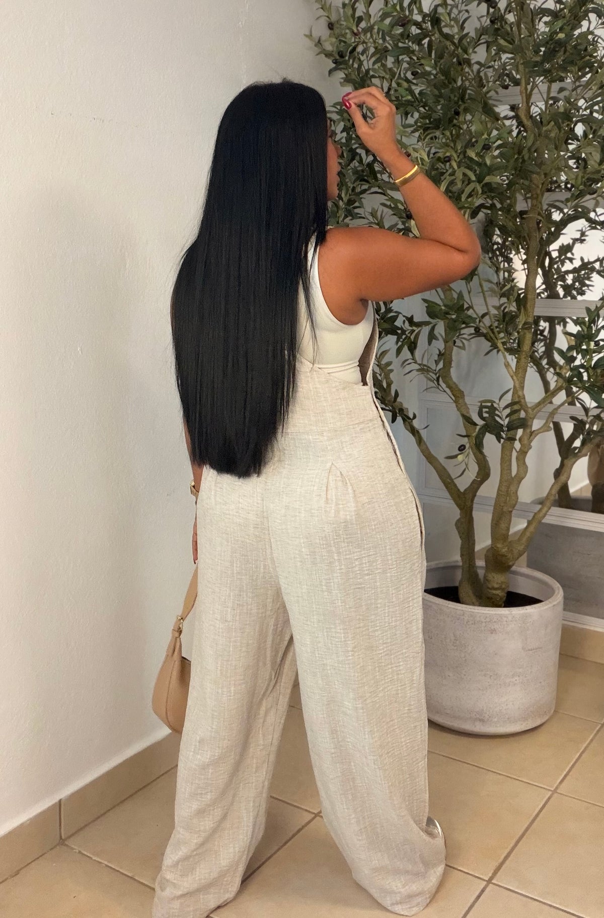Overall color ctema avena en Hilo mega calidad premium. Ajustable en manguillos a gusto SOLD OUT GRACIAS