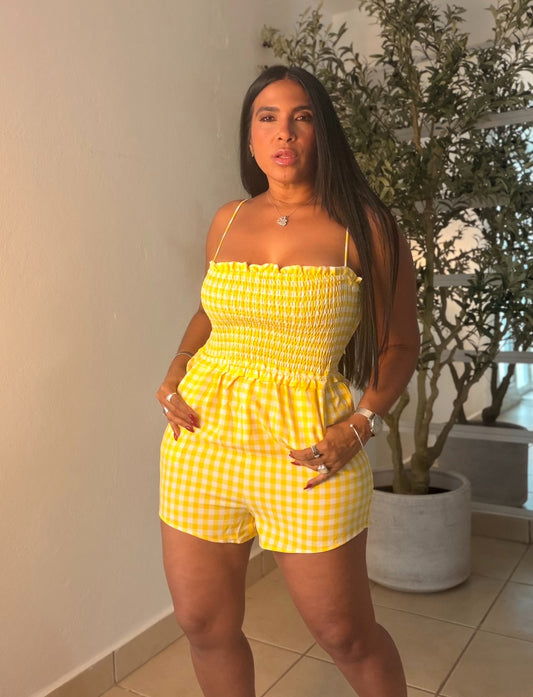 Canarias Yellow Spandex Romper (tiene bolsillos y ajustable en manguillos) único color
