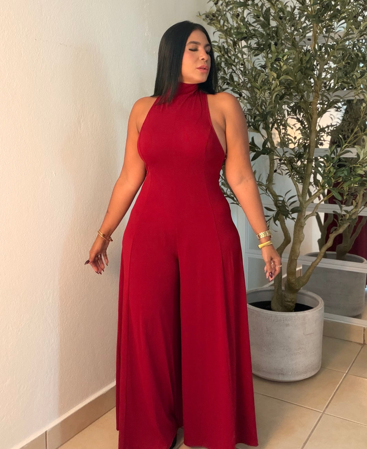 Wide Leg Jumpsuit Red Wine Suelto y forrito debajo spandex. Ajustable porque te trae  mamguillos. De lujo!