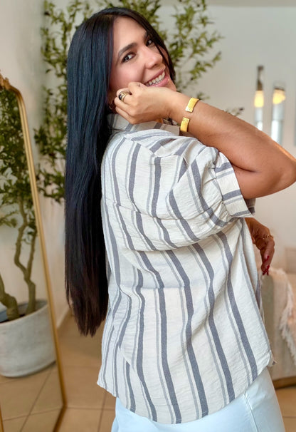 Atarah Beige Taupe Vertical Striped Oversized Blusón (único color) SOLD