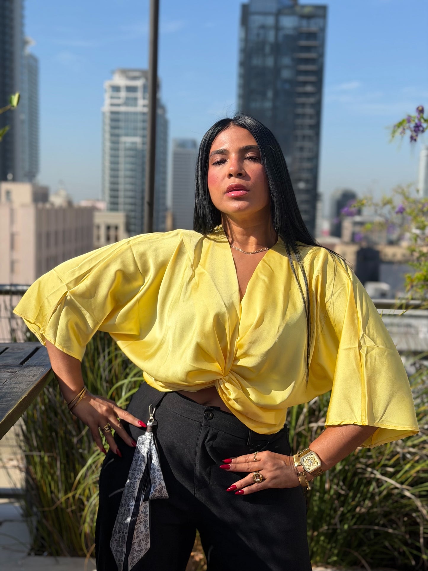 Los Angeles Yellow Luxe Seda Oversized Top