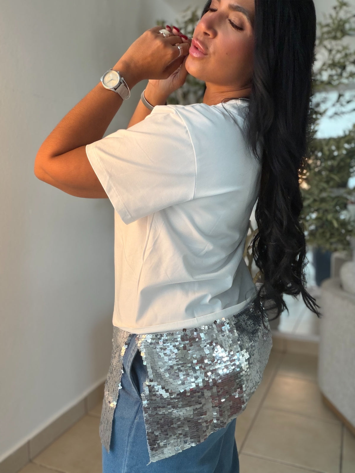 Mega de Lujo Oversized Shirt Con Detalles Asimètricos en Silver. Color Blanca. Calidad Extra Mega Premium