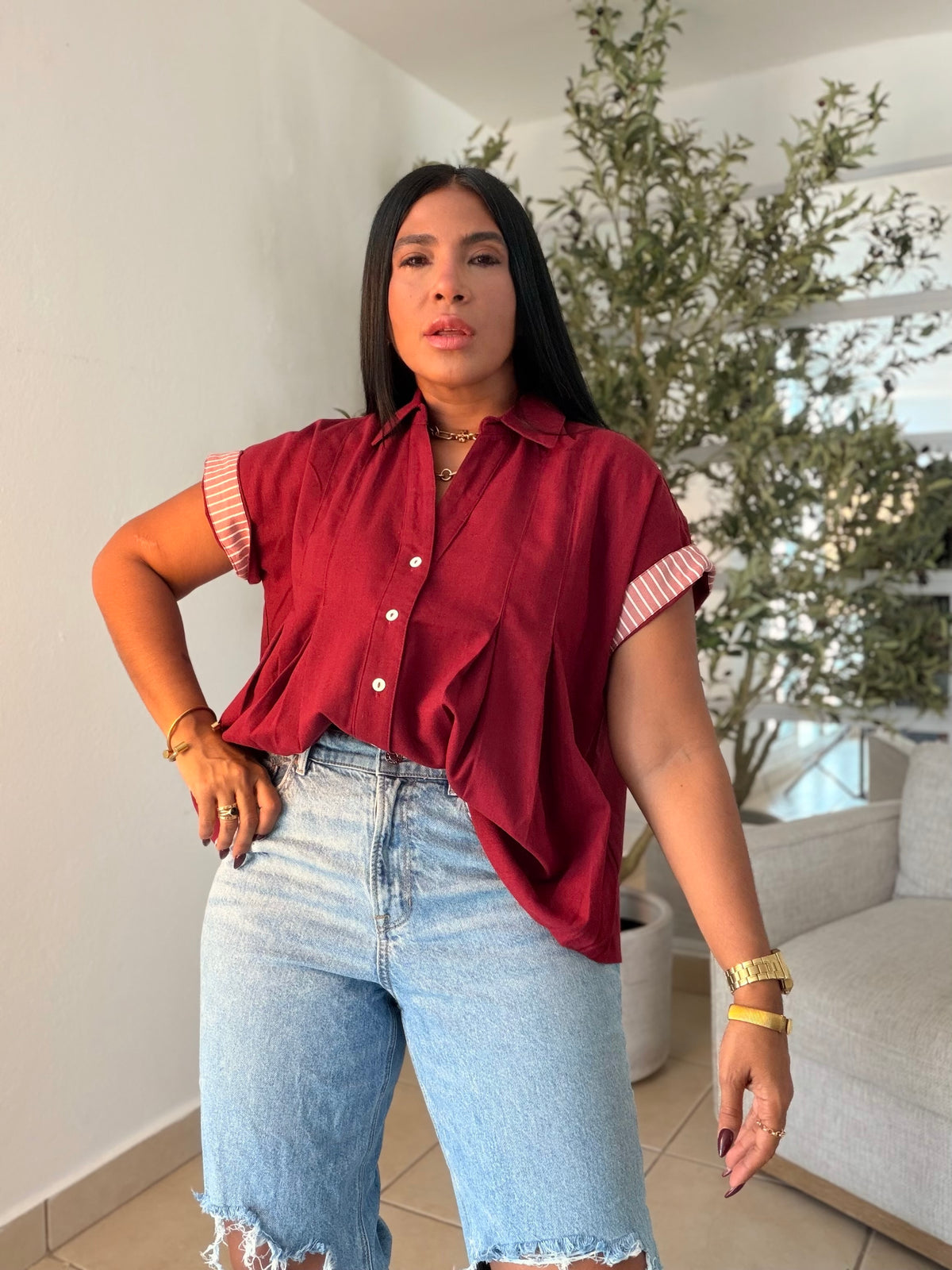 Luxe Red Wine Linen Oversized Blusòn (mangas se usan de dos formas) Rojo Wine(SOLD OUT GRACIAS)