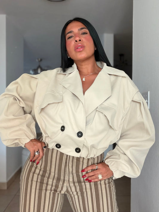 De Lujo Beige Spandex Blazer (jacket) con bolsillos y botones.  Oversized