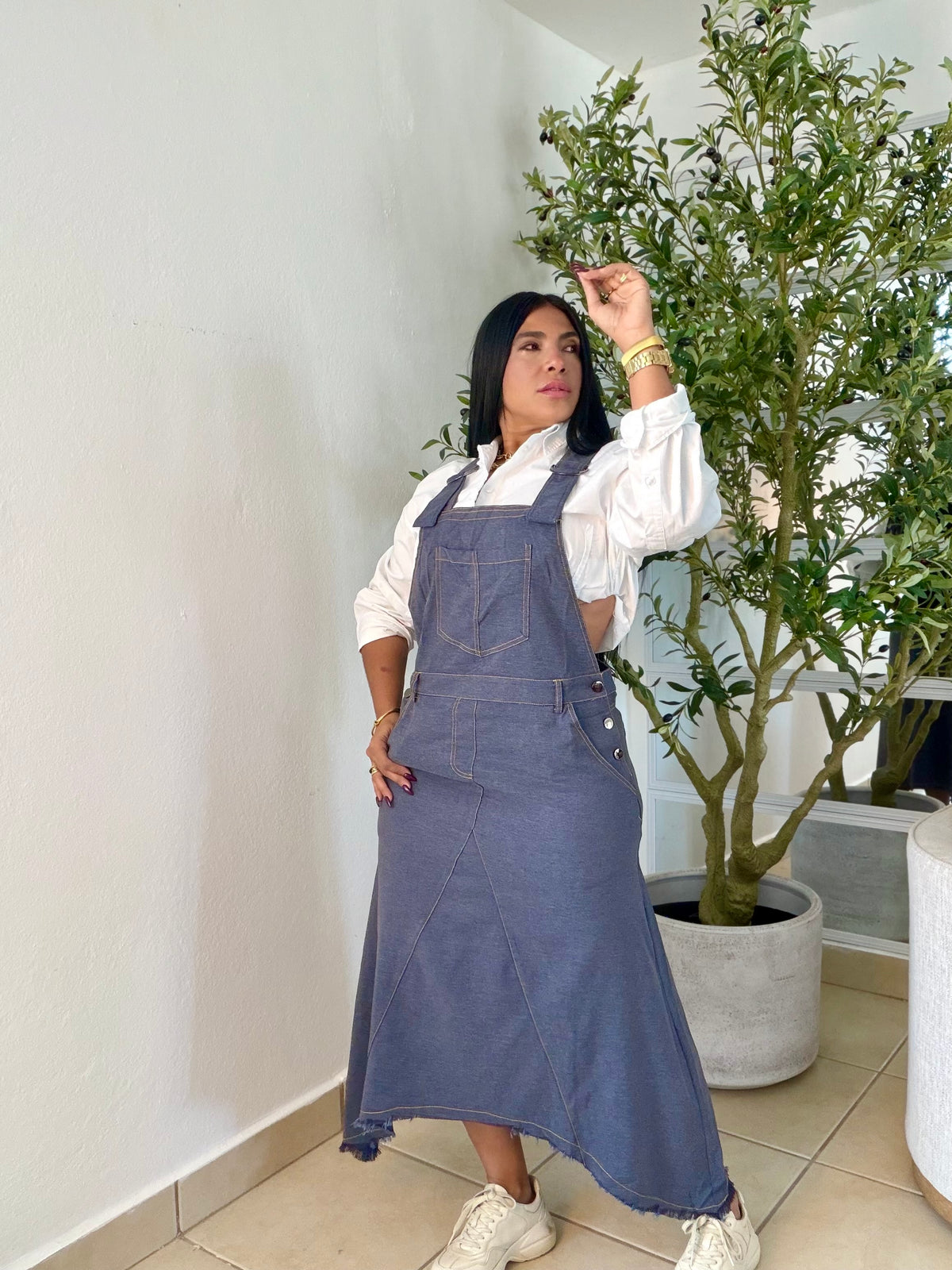 Como Denim!! Blue Spandex De lujo Midi Overall Dress. SPANDEX TOTAL Y AJUSTABLE (SOLD OUT GRACIAS)