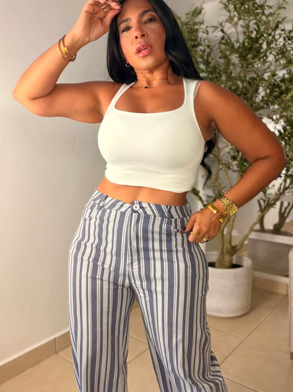 Beige Crema and Azul BluenSpandex Barrel Pants (liviano, còmdo, tiene bolsillos y bien spandex) con lìneas verticales para estilizar el cuerpo
