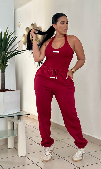 November Red Wine Chocó Spandex Bodysuit & Jogger Set (para viajar es perfecto)