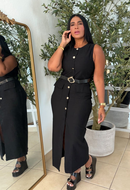 Black Spandex Dress With belt (traje negro bienn expandible con correa incluìda. Botones no se abren potque son fijos. Puesto small