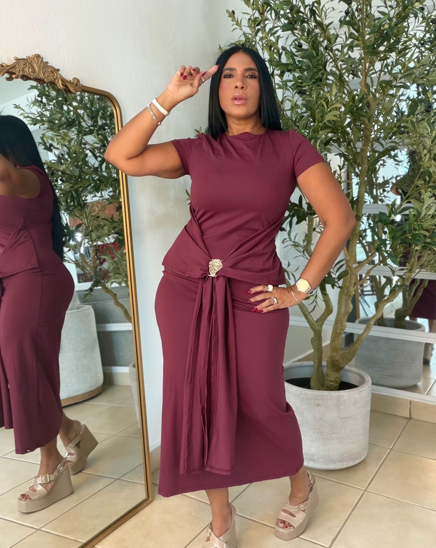 “Patria” Wine Burgundy Doble Forro Spandex Total Midi Dress y Calidad extra Premium (lo ajustas a gusto)