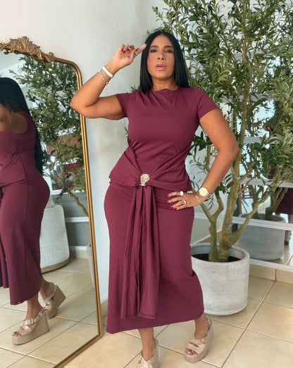 “Patria” Wine Burgundy Doble Forro Spandex Total Midi Dress y Calidad extra Premium (lo ajustas a gusto)