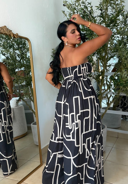 Darimar Wide Leg Spandex De Lujo Jumpsuit (tiene bolsillos y no zipper ni botones)Black and lìneas Beige (SOLD OUT GRACIAS)