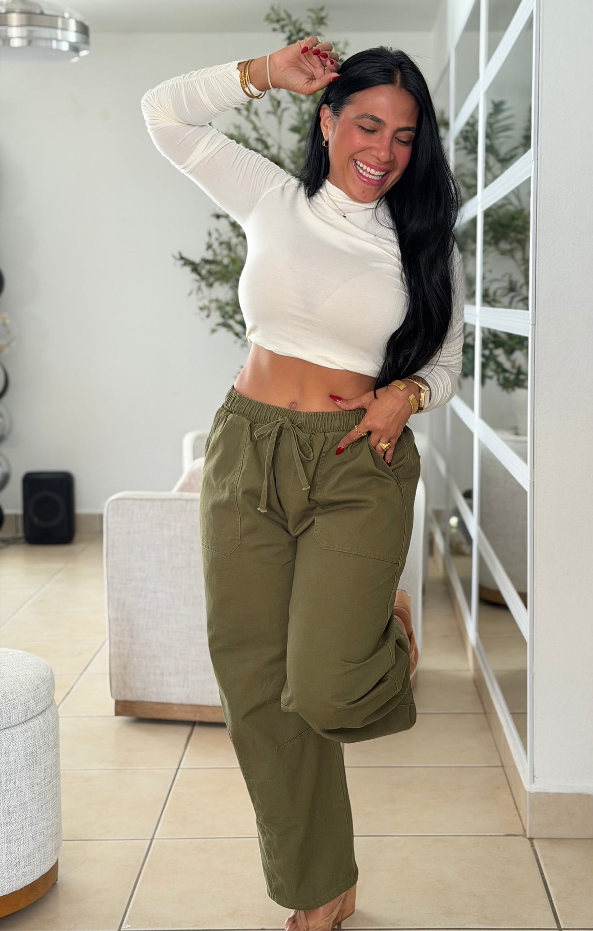 Alma Luxe Olive Spandex Total Baggy Pantalòn con bolsillos. 100% cotton (verde olivo) SOLD OUT GRACIAS
