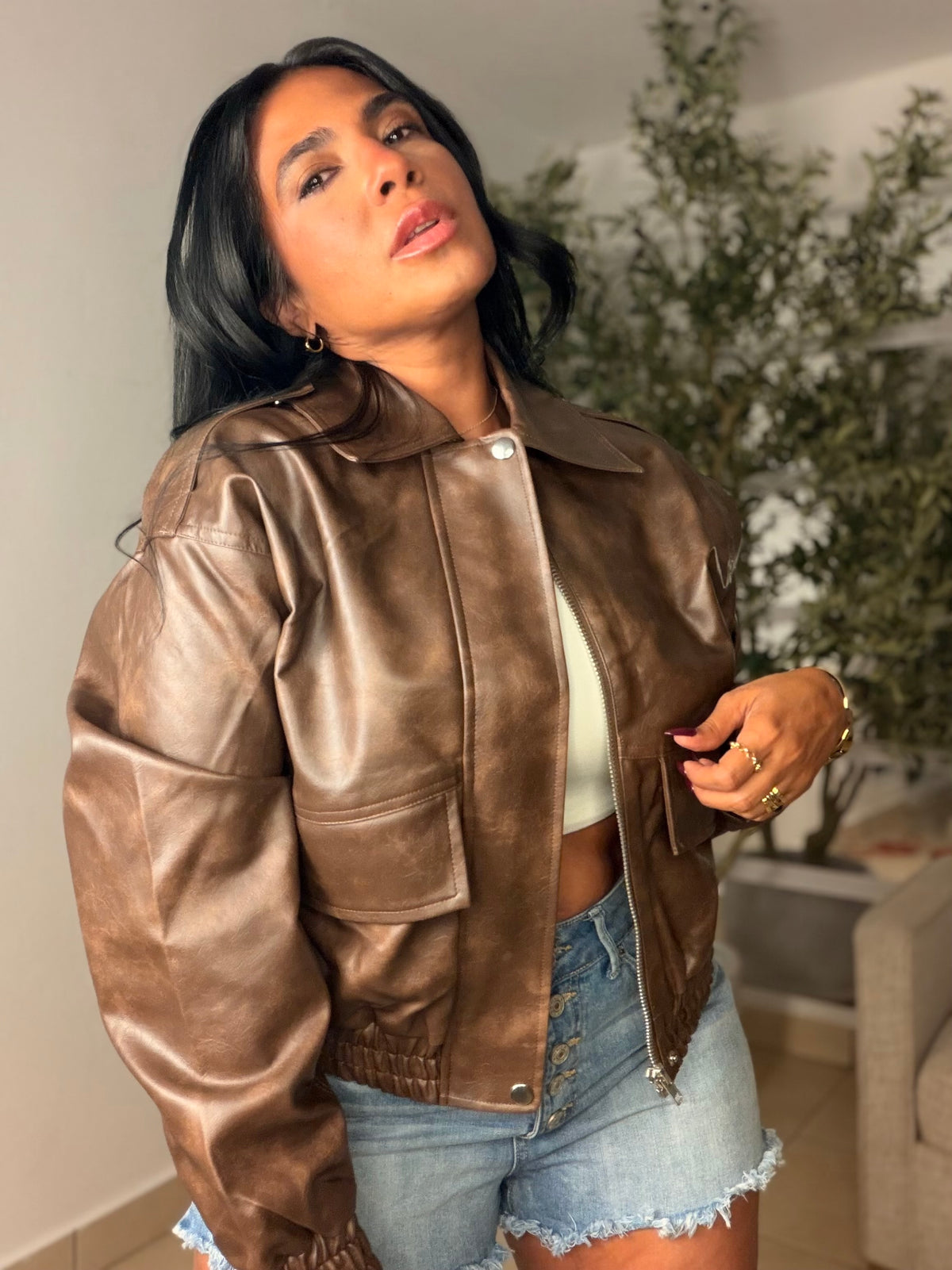 Chaqueta Chocolates Brown Marmoleado de Mega Lujo! Oversized Style Expandible. Cómoda y tiene bolsillos.  Leather