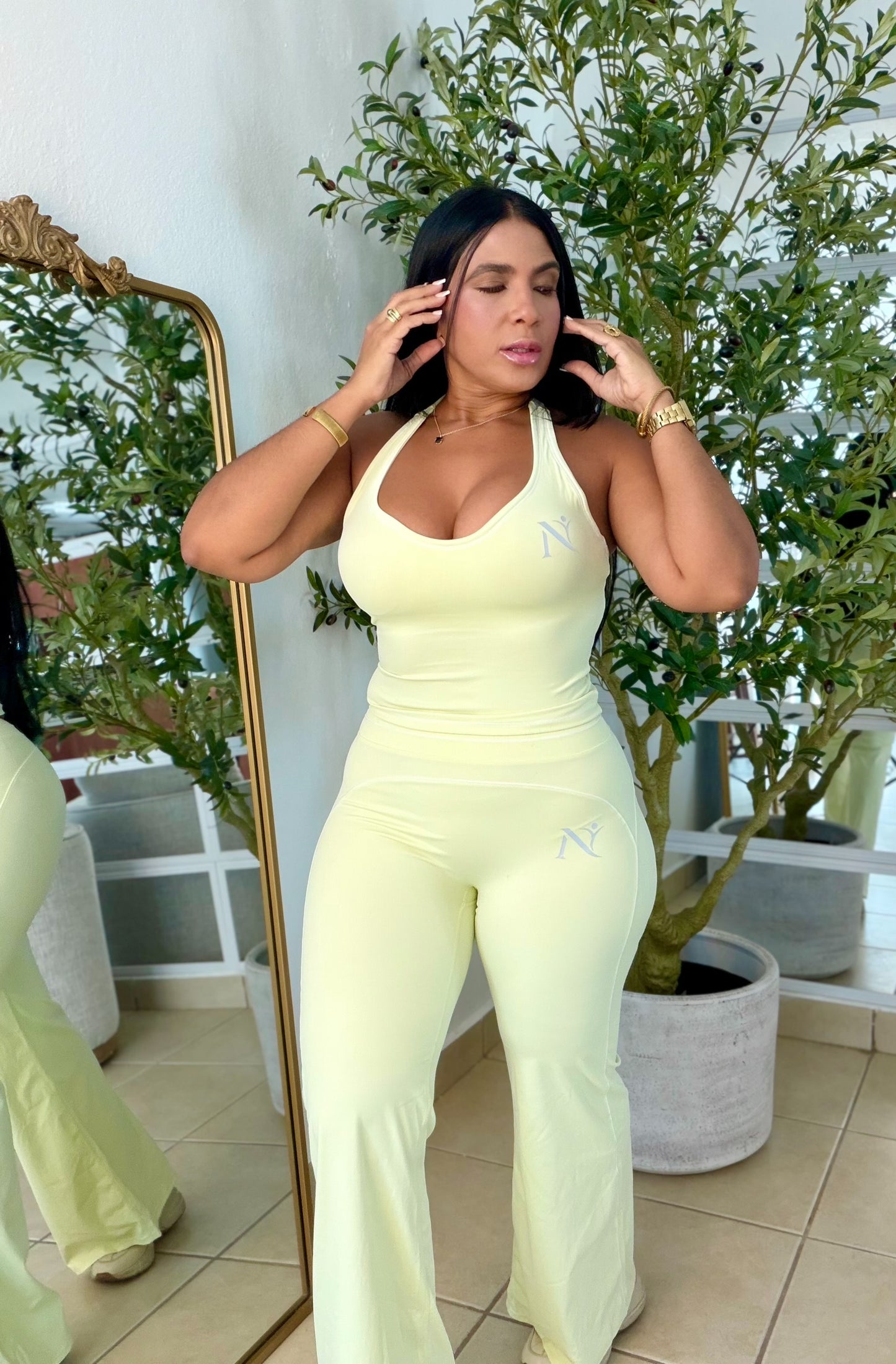 Nüra Lemon Green Spandex Sporty Top and Wide Leg Pants Set
