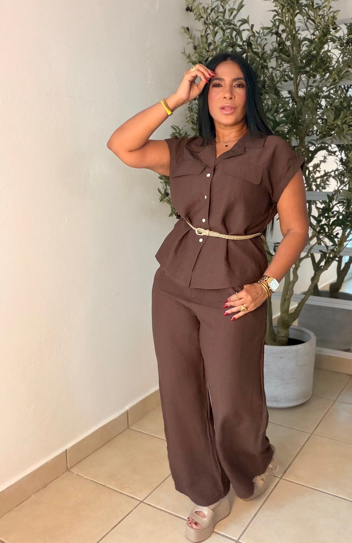 Ellas Choco Brown Luxe Set de Pantalòn, Blusa y correa.  Expandible y suelto total