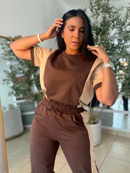 Ava Choco Brown and Beige Spandex Wide Leg Set de Pantalòn y Camisa Con Bolsillos