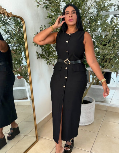 Black Spandex Dress With belt (traje negro bienn expandible con correa incluìda. Botones no se abren potque son fijos. Puesto small