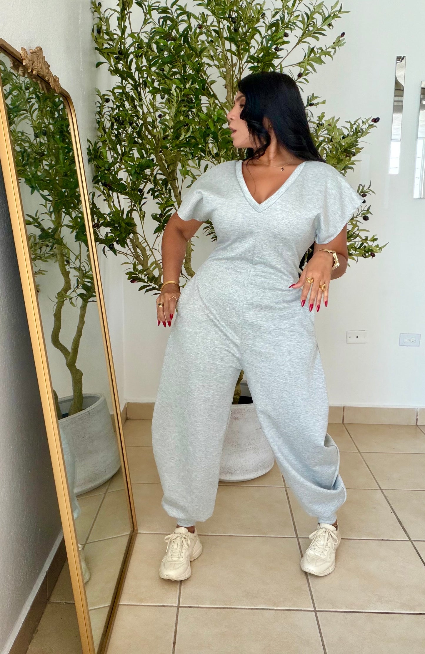 Baggy Gray Spandex Luxe Jumpsuit (tiene bolsillos) gris SOLD OUT