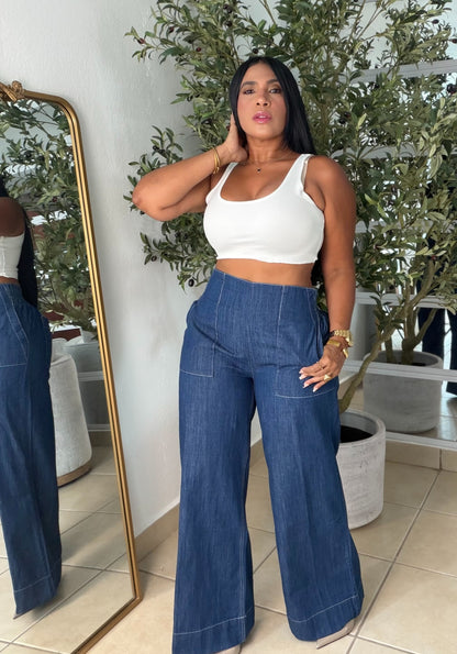 Denim Blue Wide Leg Spandex Jeans (tiene bolsillos, bien expandible y dr talle alto) puesto small