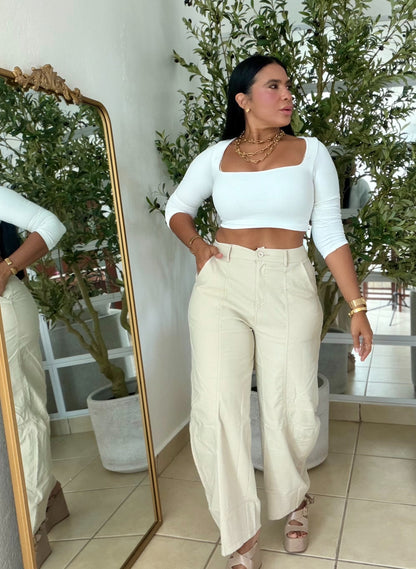 Beige Luxe Bien Spandex Barril Pants (le llamo el sumamente perfecto) tiene bolsillos.  Fit perfecto