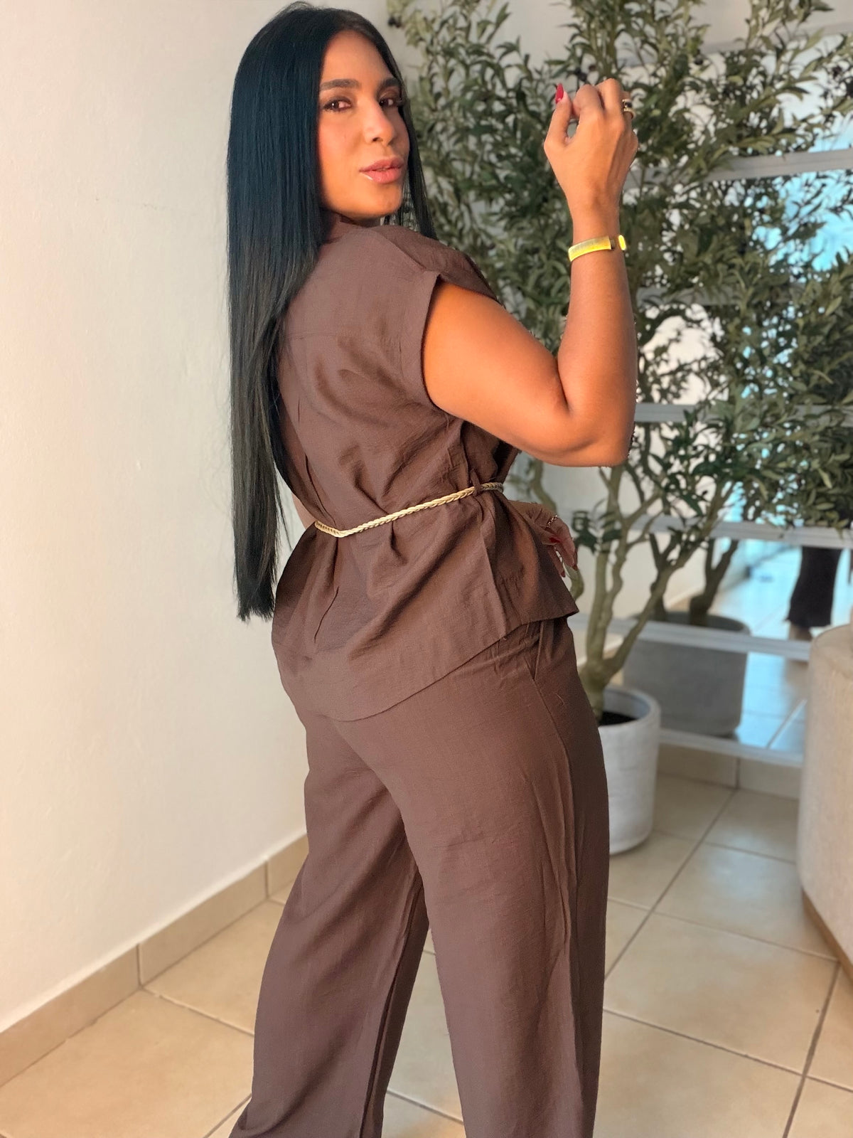 Ellas Choco Brown Luxe Set de Pantalòn, Blusa y correa.  Expandible y suelto total