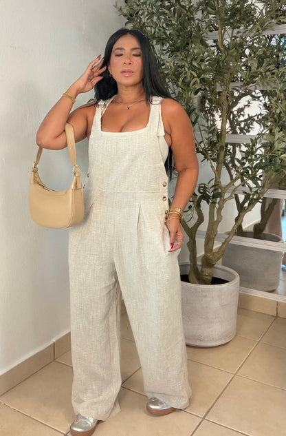 Overall color ctema avena en Hilo mega calidad premium. Ajustable en manguillos a gusto SOLD OUT GRACIAS