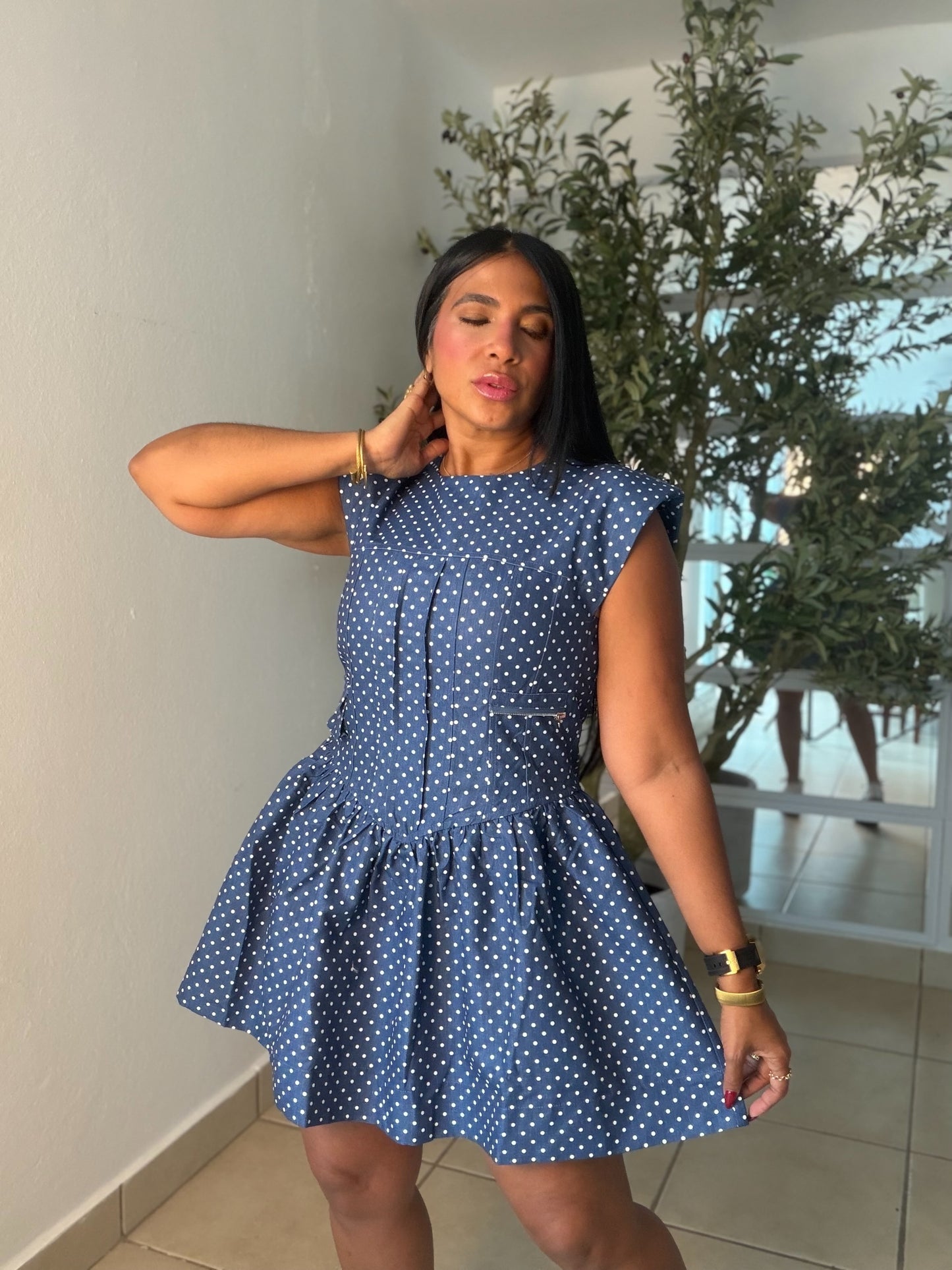 Denim Blue Mini Polka Dots Spandex Dress Blue.  Tiene bolsillo removible (SOLD OUT GRACIAS)