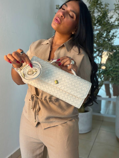 Luxe Crema Claro Cartera que puedes utilizar de tres formas SOLD OUT GRACIAS