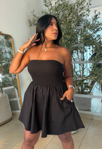 Veraneo Blacky Black (color negro) tubo dress con bolsillos (dress with pockets)