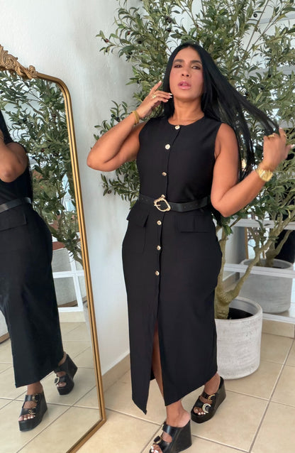 Black Spandex Dress With belt (traje negro bienn expandible con correa incluìda. Botones no se abren potque son fijos. Puesto small