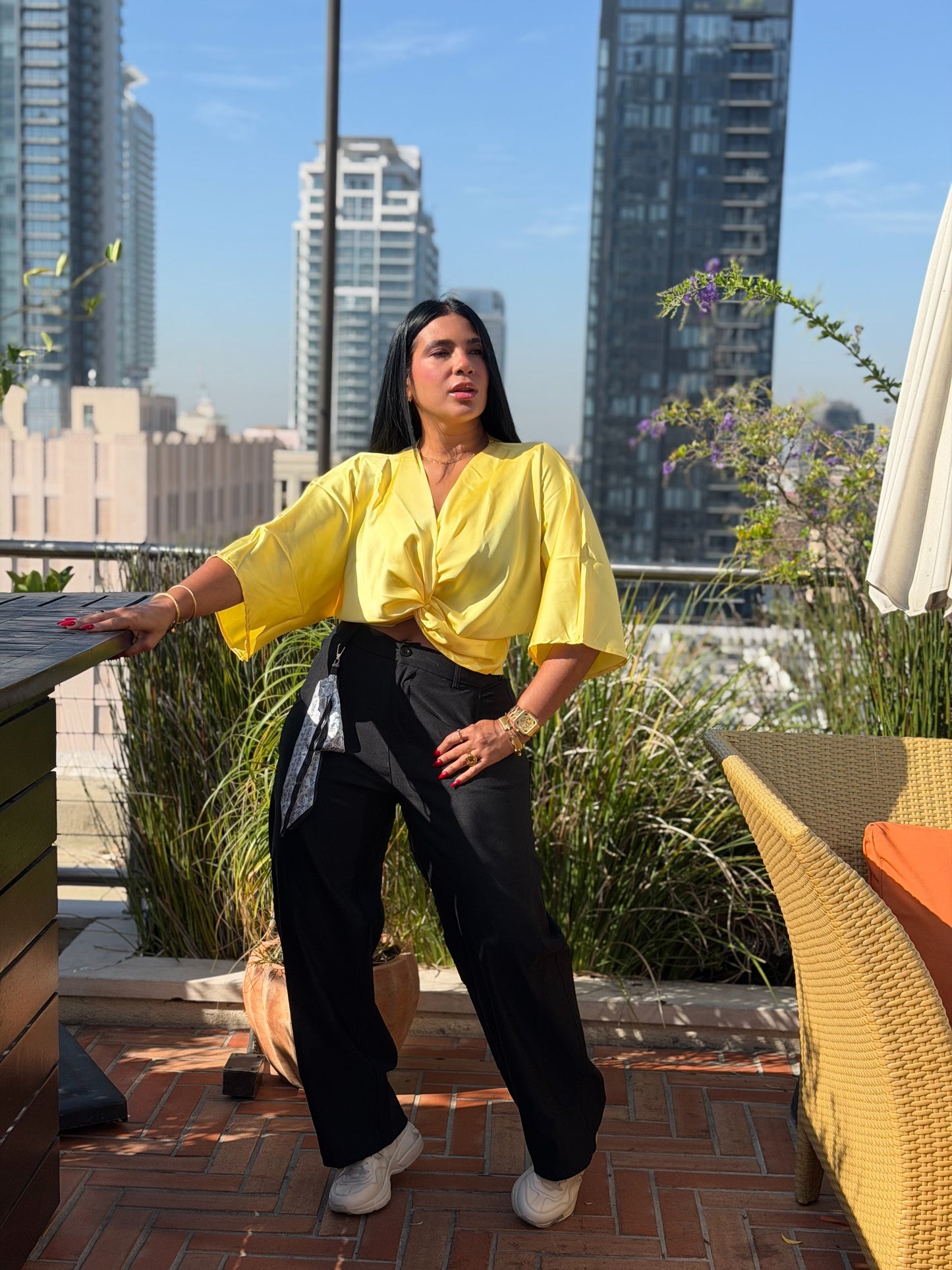 Los Angeles Yellow Luxe Seda Oversized Top