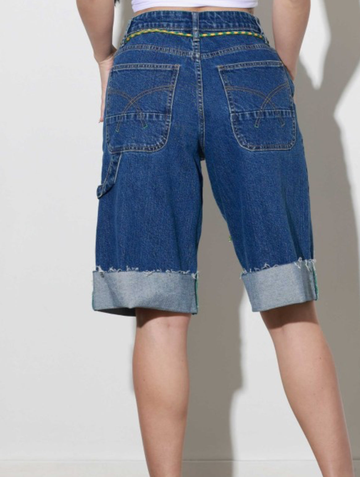 Vibrant Denim Blue Bermuda Spandex (trae cintado que puedes remover)
