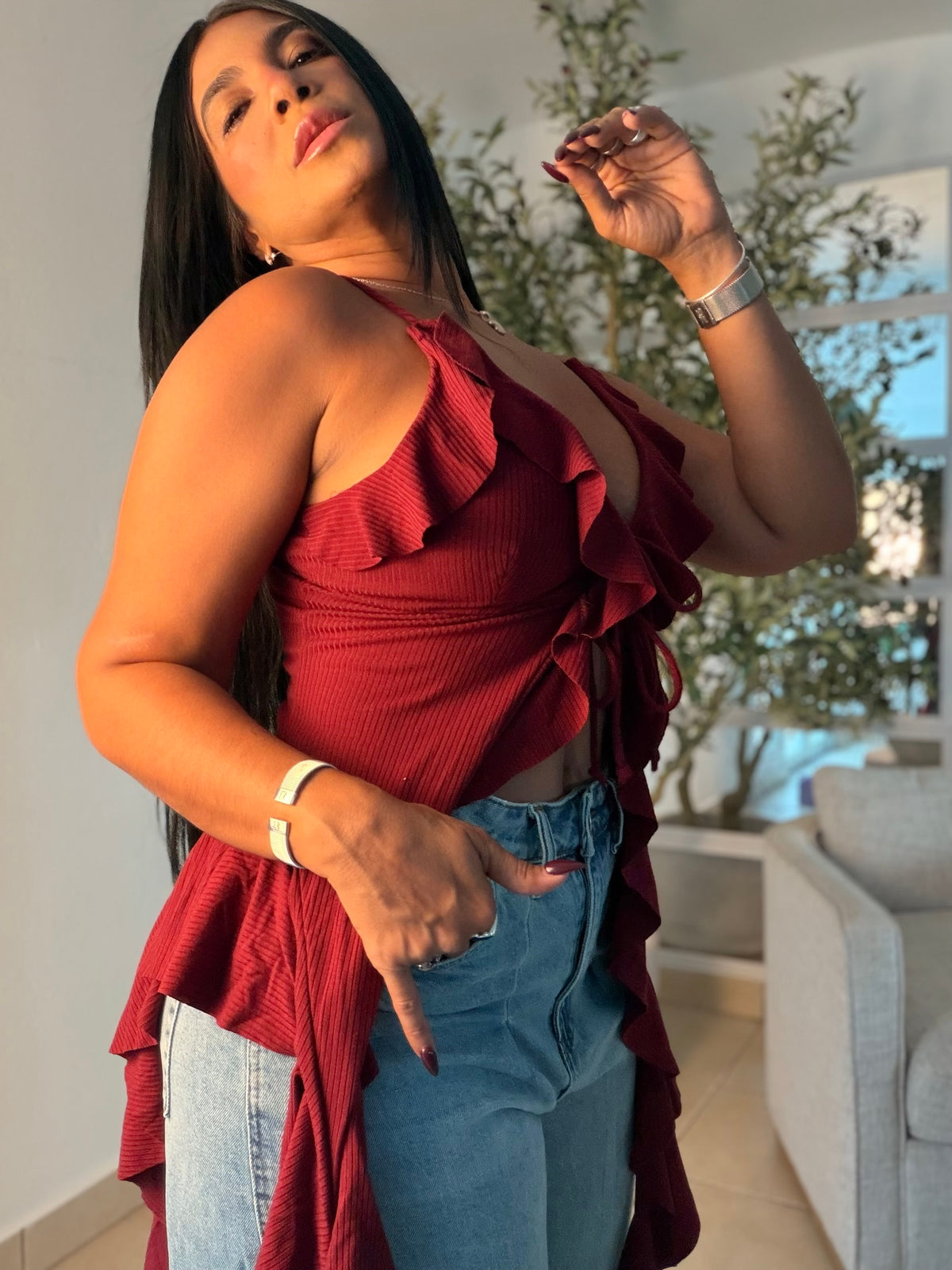 Red Wine Spandex y Ajustable Ruffle Top (COLOR RED WINE) SOLD OUT GRACIAS