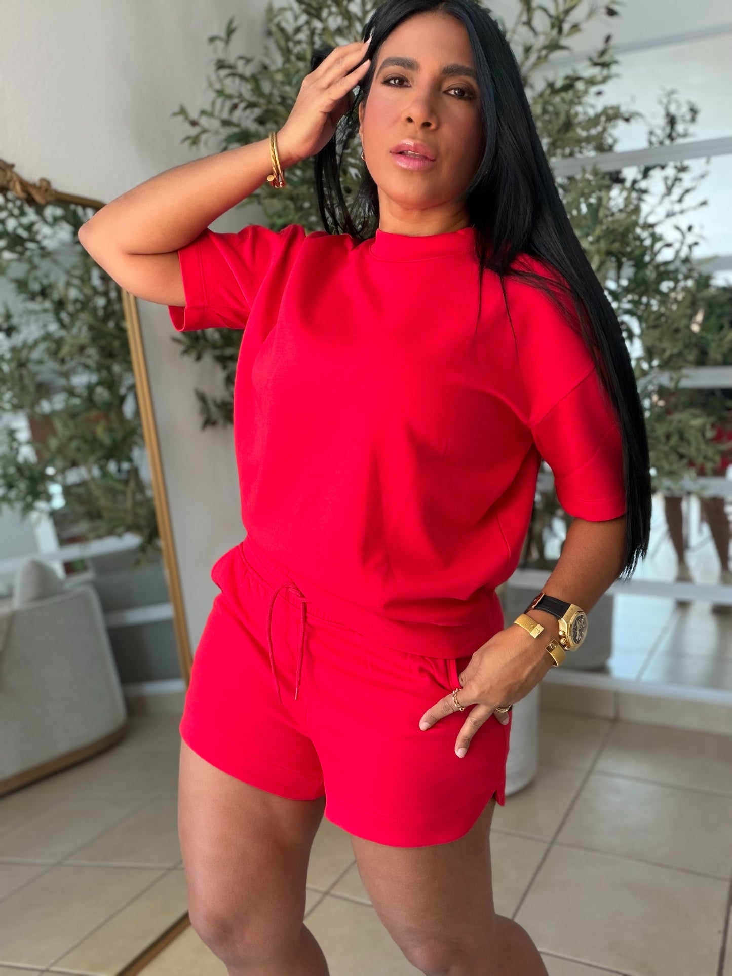 Rojo Red De lujo Oversized Top and Shorts Spandex Sporty Set