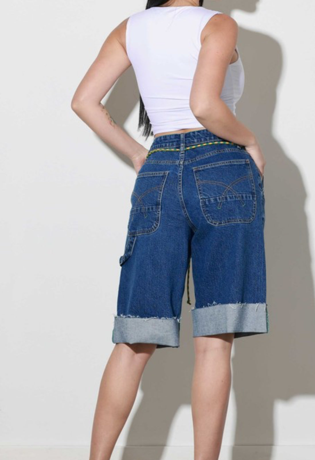 Vibrant Denim Blue Bermuda Spandex (trae cintado que puedes remover)