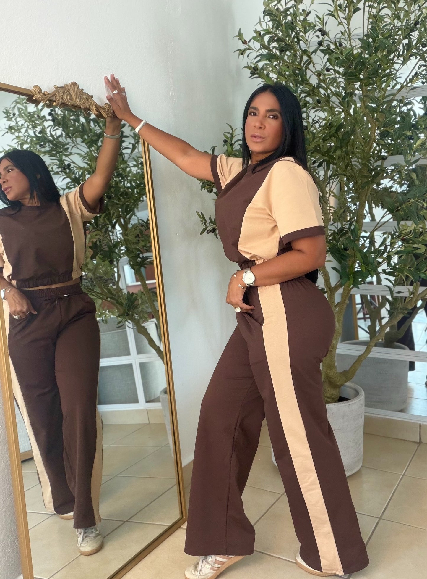 Ava Choco Brown and Beige Spandex Wide Leg Set de Pantalòn y Camisa Con Bolsillos