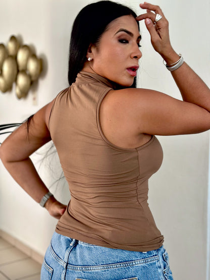 Choco Strecht Top With Gold Detail